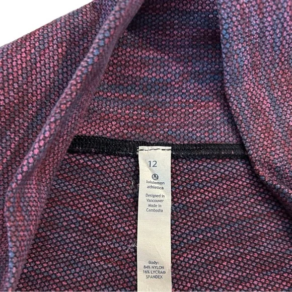 Lululemon Wunder Under Leggings - Picture 3 of 3